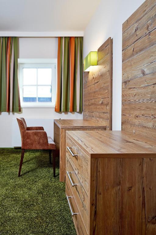 Hotel Flatscher Stuhlfelden Εξωτερικό φωτογραφία